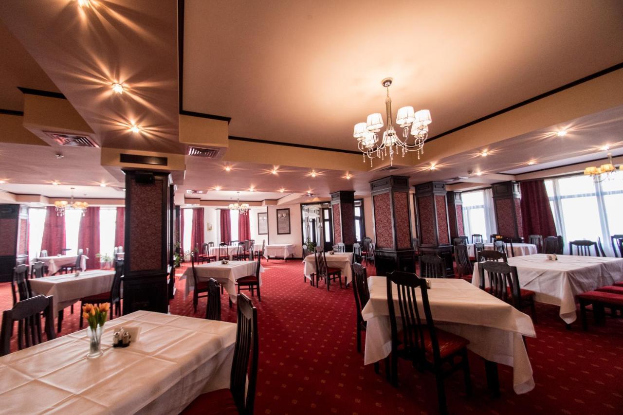 Hotel Amadeus Focşani 外观 照片